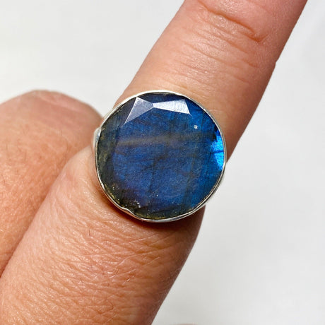 Labradorite faceted round ring s.9 KRGJ1125 - Nature's Magick