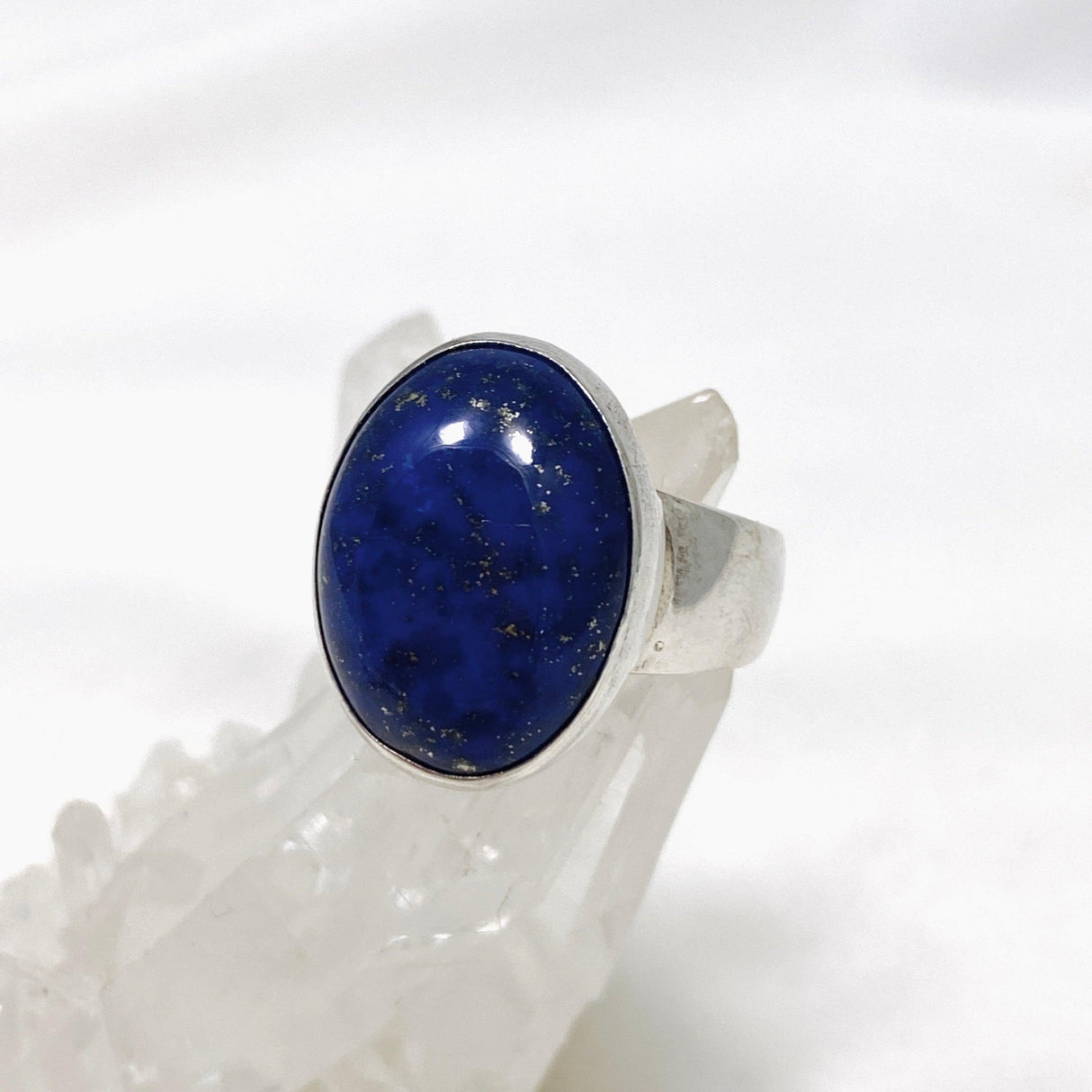 Lapis Lazuli Oval Ring Size 7 KRGJ2050 - Nature's Magick