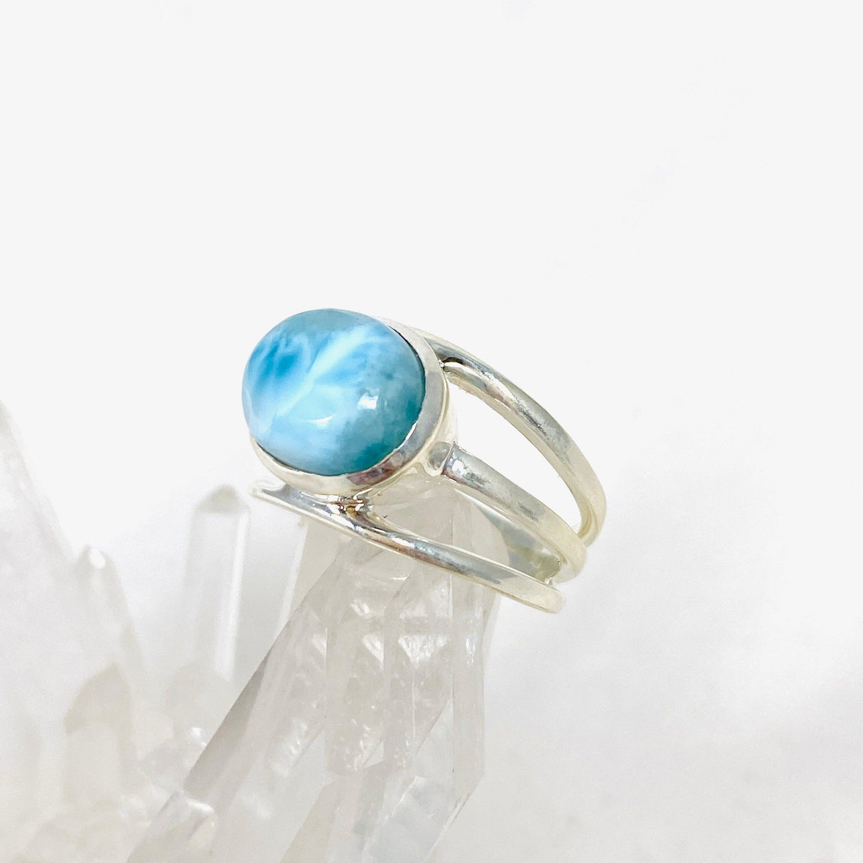 Larimar Oval Ring with Three Band Detailing Size 6 KRGJ3102 - Nature's Magick