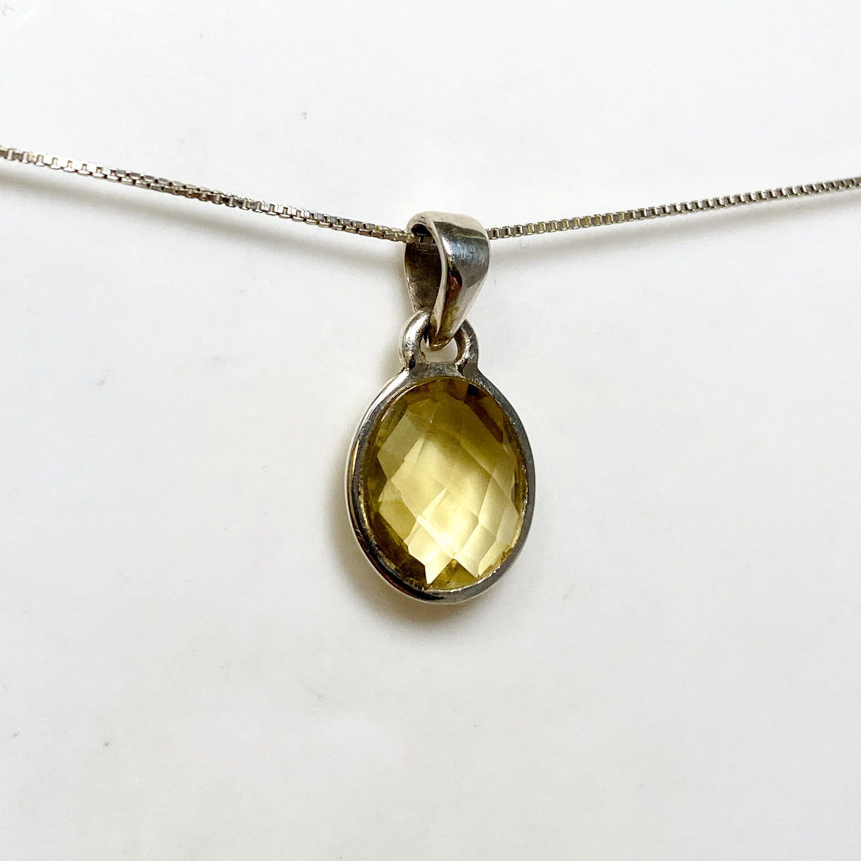Lemon Quartz Oval Checkerboard Faceted Pendant PPGJ1304