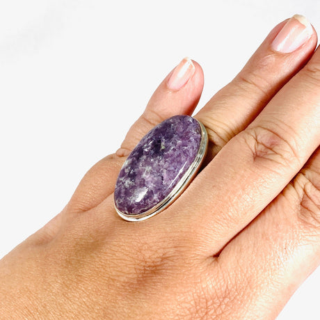 Lepidolite Oval Ring Size 10 KRGJ3072 - Nature's Magick