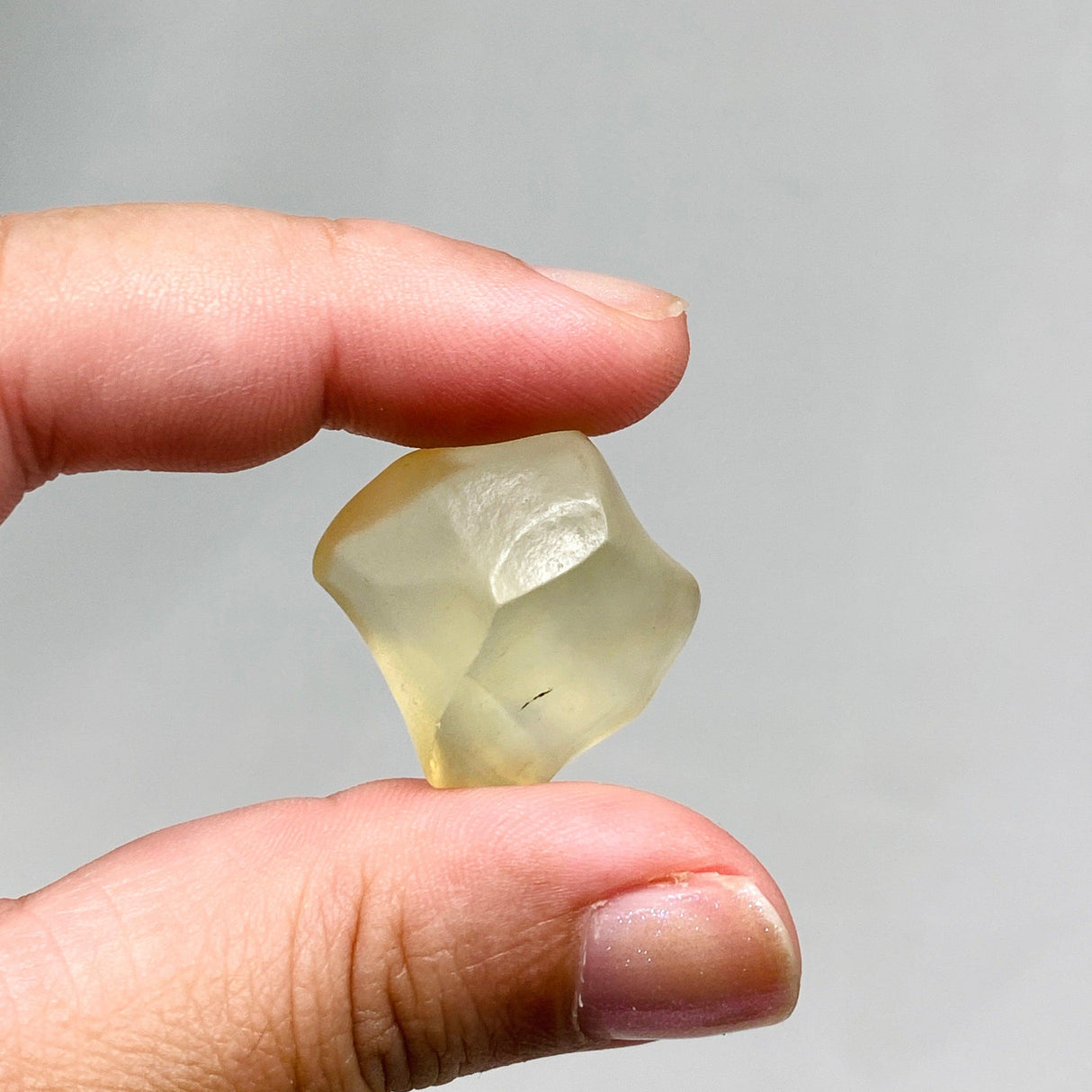 Libyan Desert Glass LDG-09 - Nature's Magick