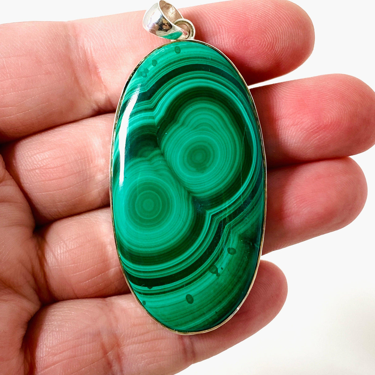 Malachite oval pendant KPGJ3864