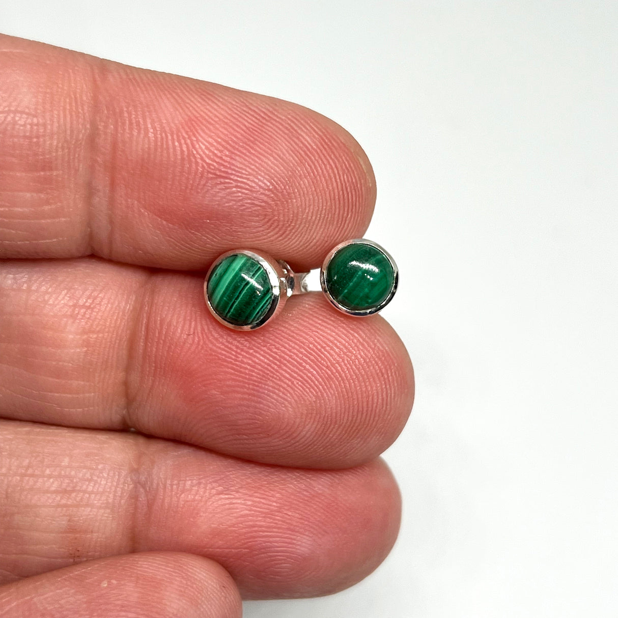 Malachite Round Cabochon Bezel Set Stud Earrings 5.5mm PSE023