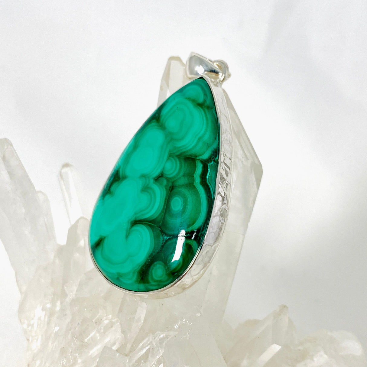 Malachite teardrop pendant KPGJ3863