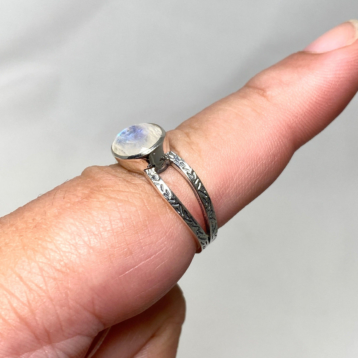 Moonstone Faceted Oval Decorative Split Band Ring R3861 - Nature's Magick