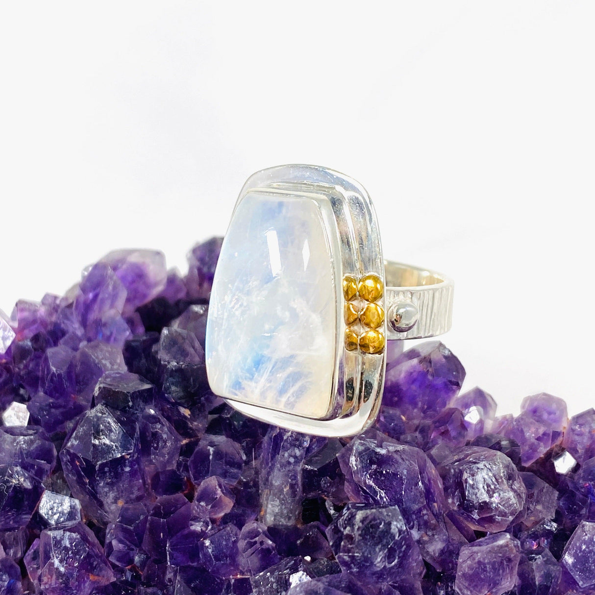 Moonstone Freeform Ring with Brass Detailing s.10 KRGJ3035 - Nature's Magick