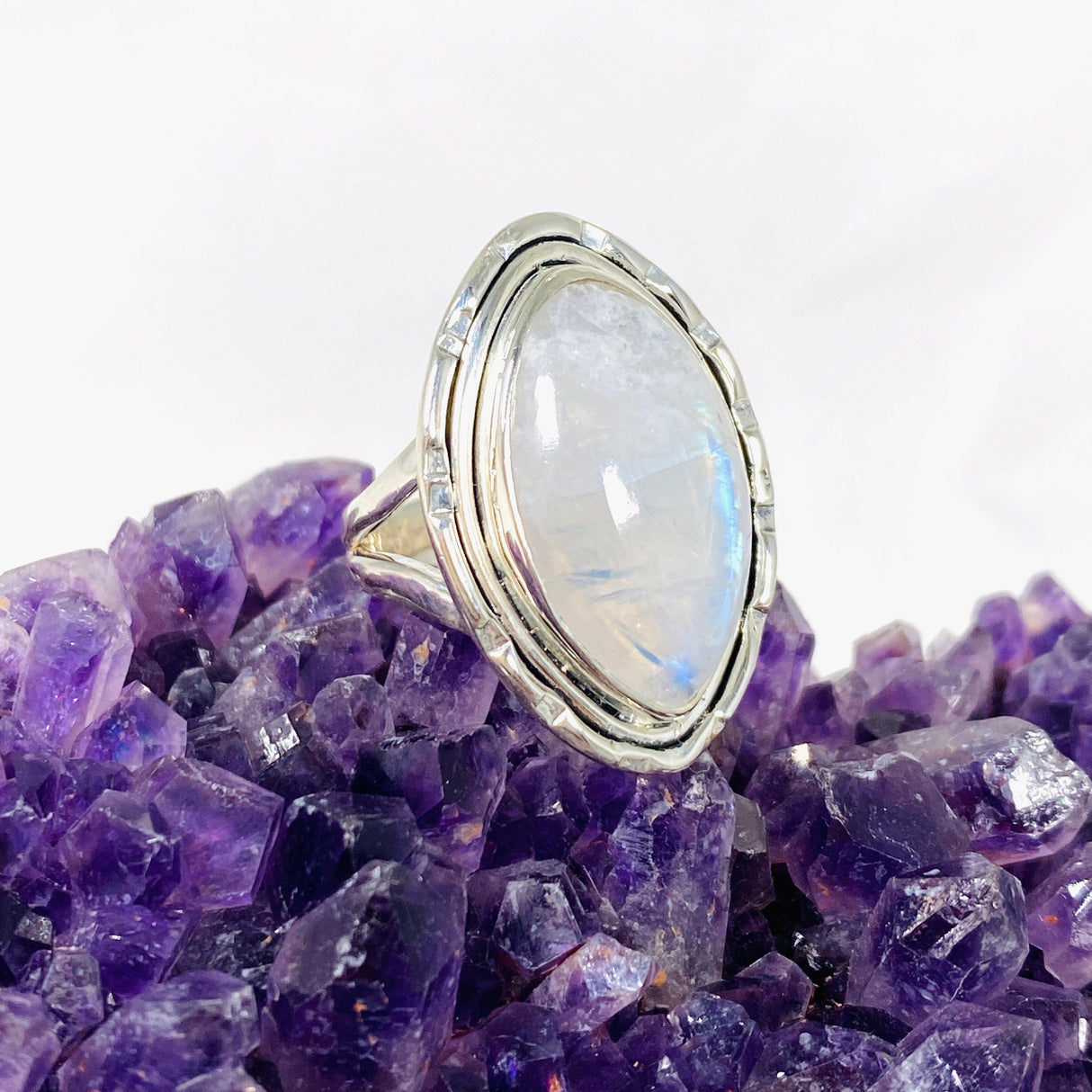 Moonstone Marquise Ring s.8 KRGJ3033 - Nature's Magick