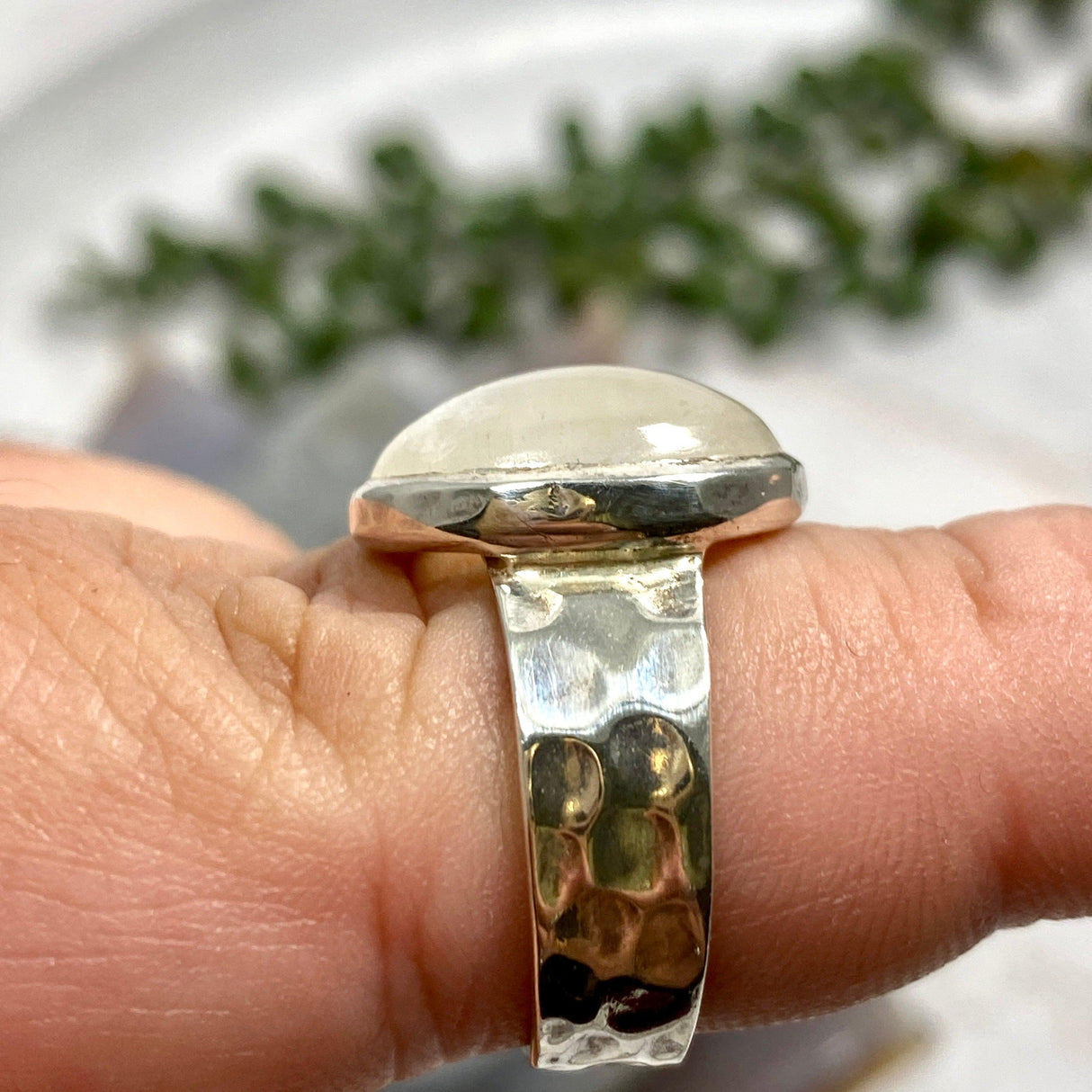 Moonstone oval beaten band ring s.8 KRGJ1783 - Nature's Magick