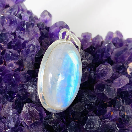 Moonstone Oval Pendant KPGJ4020 - Nature's Magick