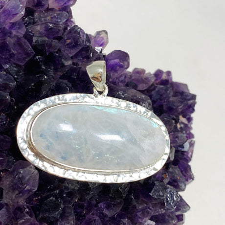 Moonstone Oval Pendant with Hammered Setting KPGJ4242 - Nature's Magick