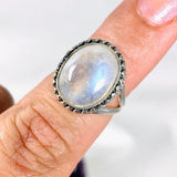 Moonstone Oval Ring s.6 KRGJ3030 - Nature's Magick