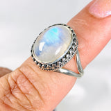 Moonstone Oval Ring s.6 KRGJ3030 - Nature's Magick