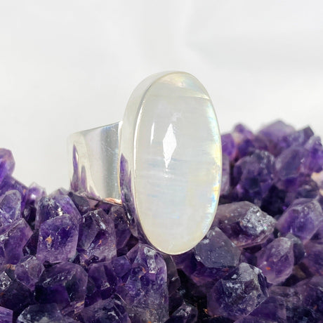 Moonstone Oval Ring s.8 KRGJ3025 - Nature's Magick