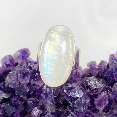 Moonstone Oval Ring s.8 KRGJ3025 - Nature's Magick