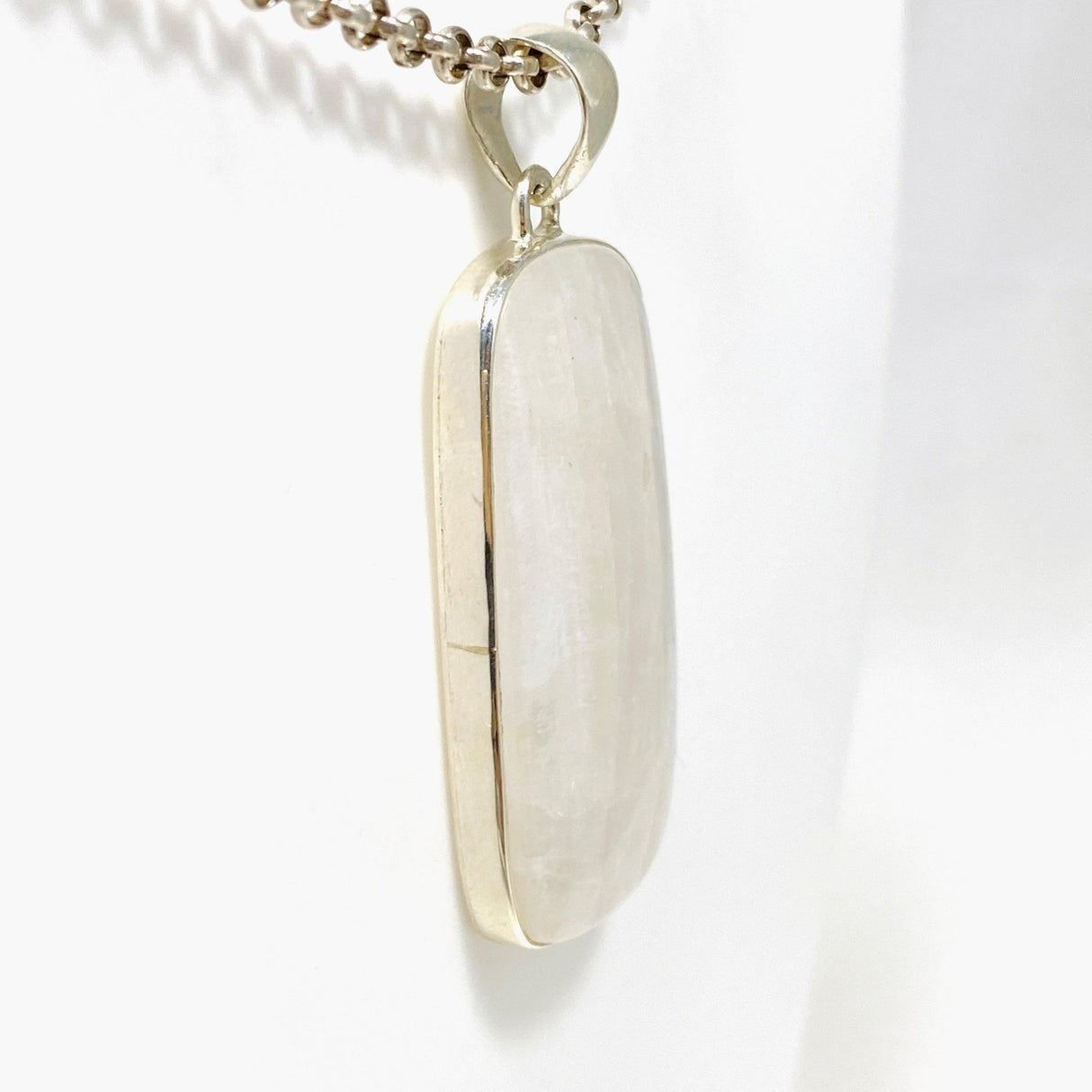 Moonstone Rectangular Pendant KPGJ4257 - Nature's Magick