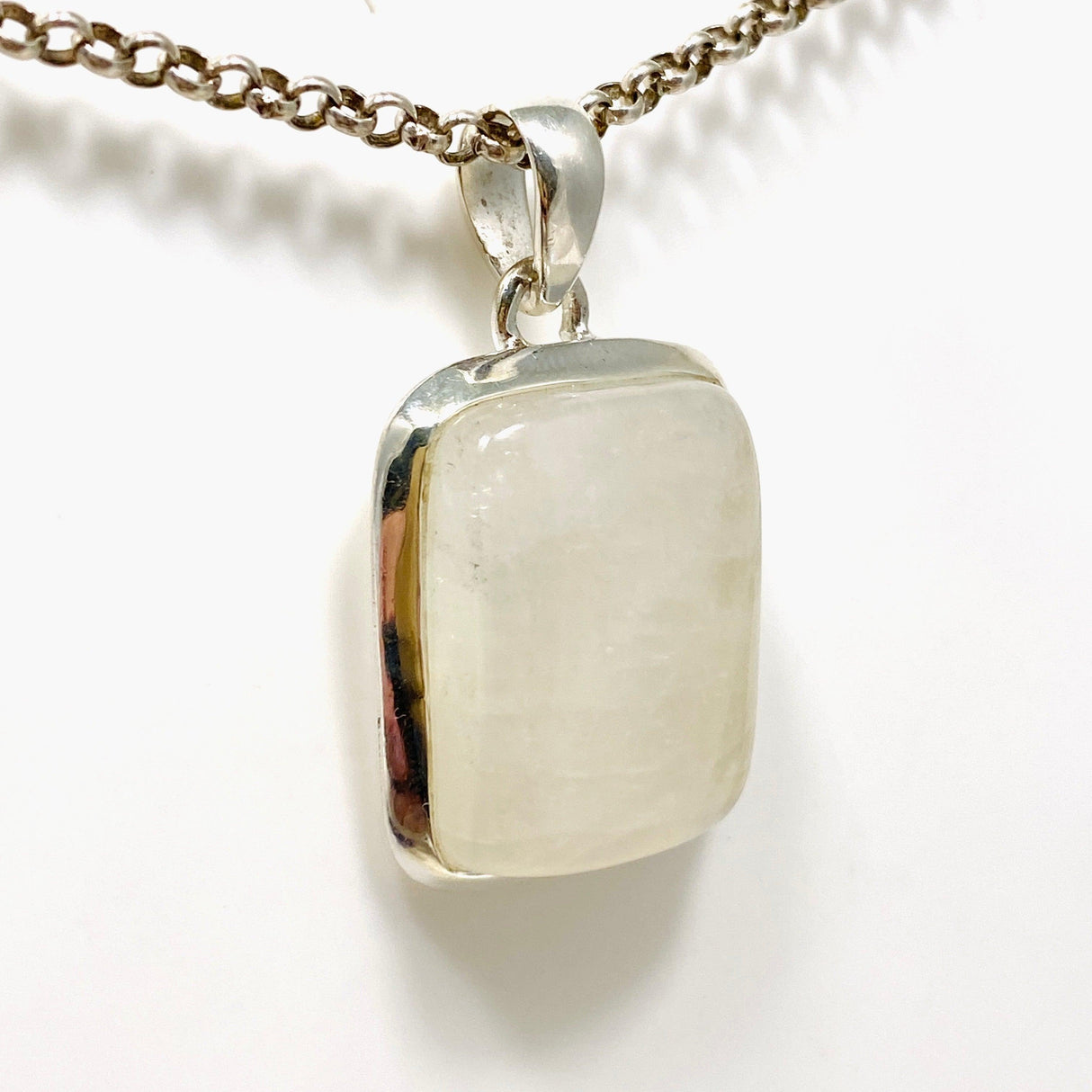 Moonstone Rectangular Pendant KPGJ4260 - Nature's Magick