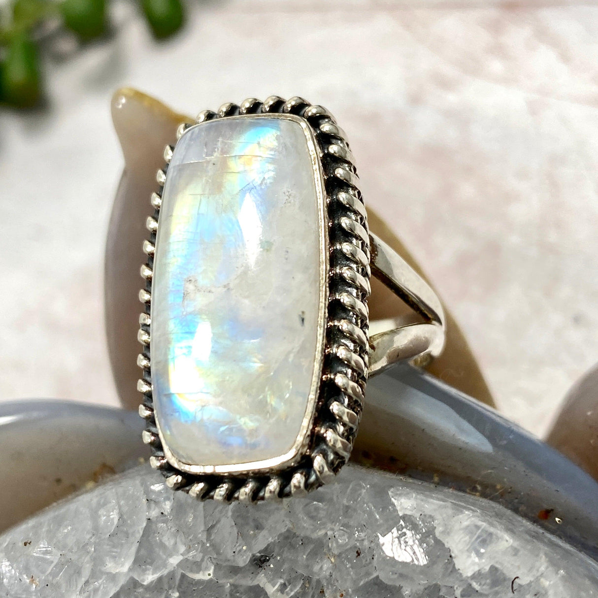 Moonstone rectangular ring s.6 KRGJ2211 - Nature's Magick