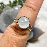 Moonstone round fillagree ring s.7 KRGJ2467 - Nature's Magick