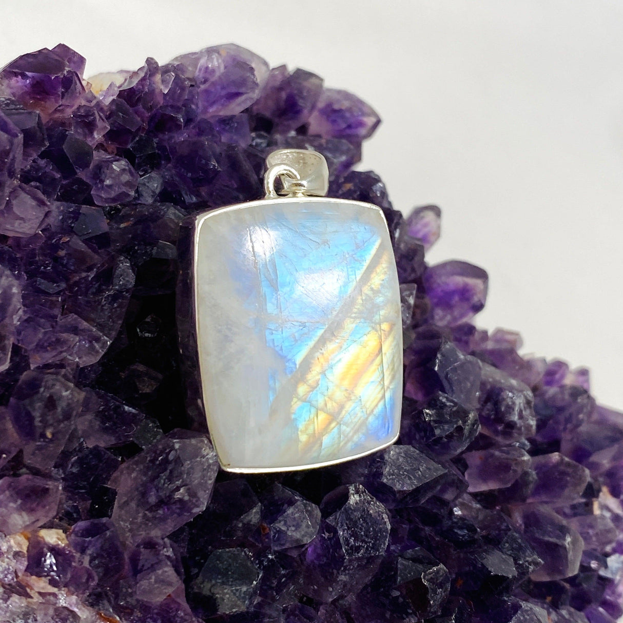 Moonstone Square Pendant KPGJ4258 - Nature's Magick