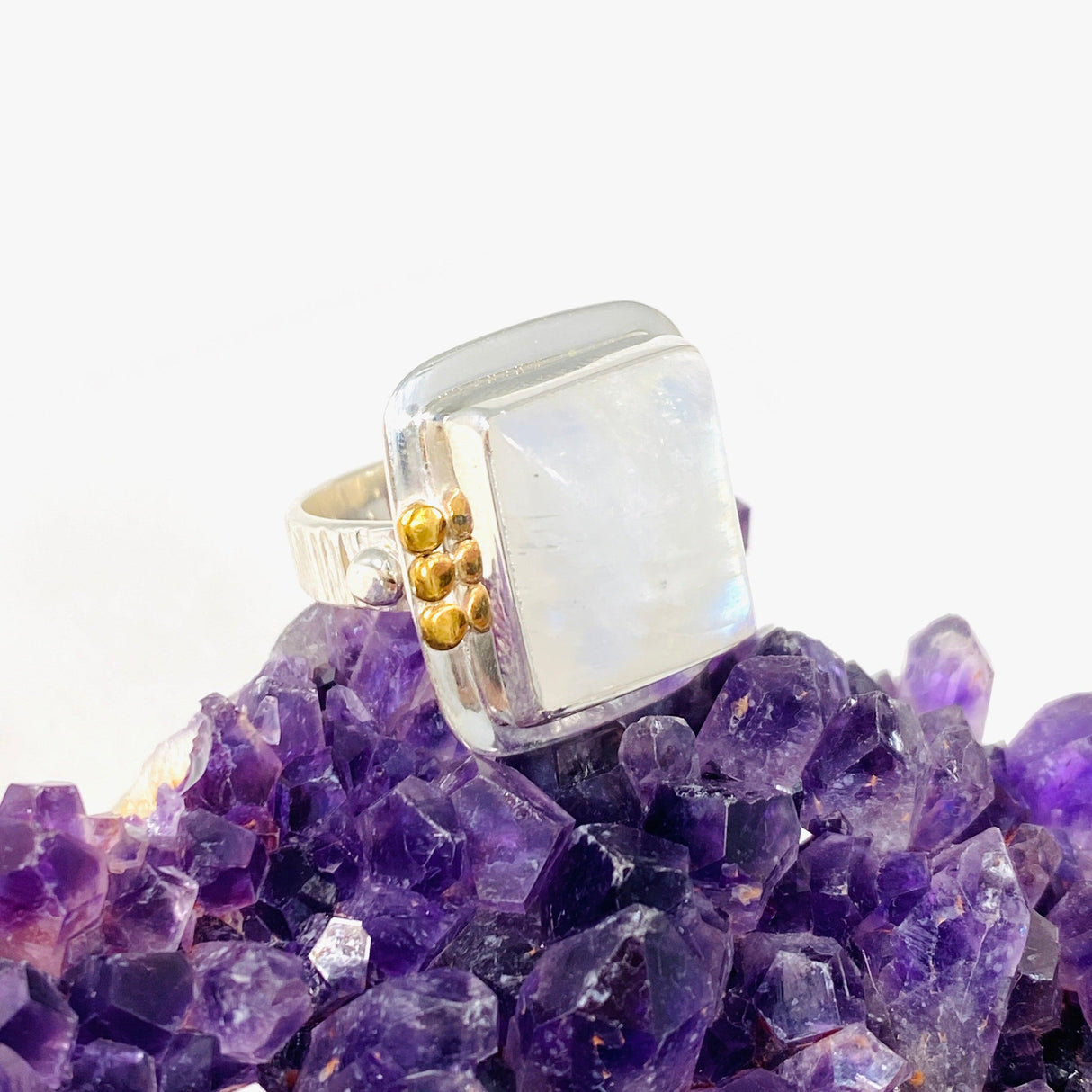 Moonstone Square Ring with Brass Detailing s.7 KRGJ3021 - Nature's Magick