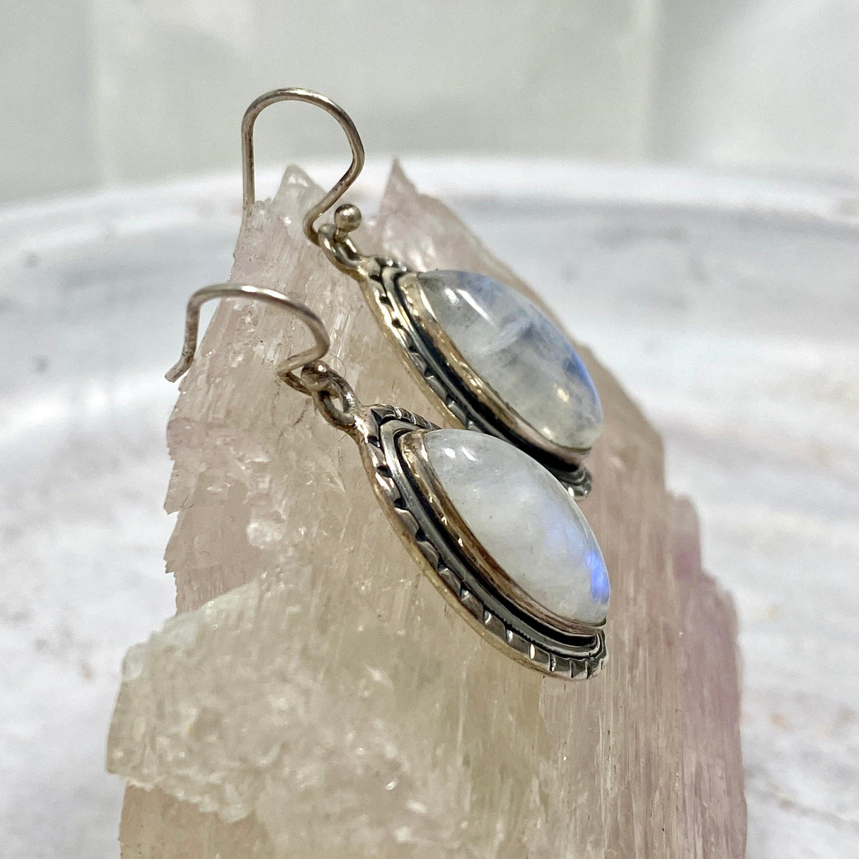 Moonstone teardrop earrings KEGJ700 - Nature's Magick