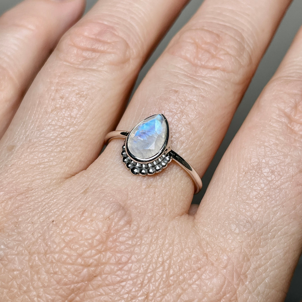 Moonstone Teardrop Faceted fine band ring R3800-MS