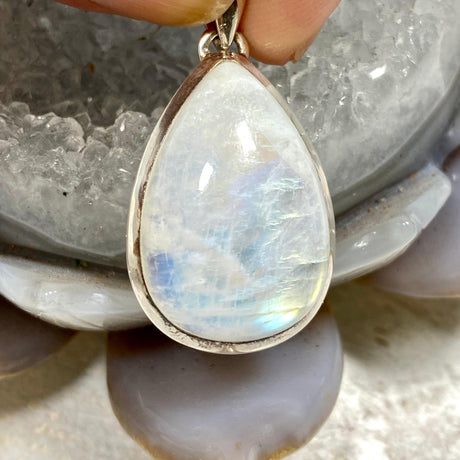 Moonstone teardrop pendant KPGJ2796 - Nature's Magick