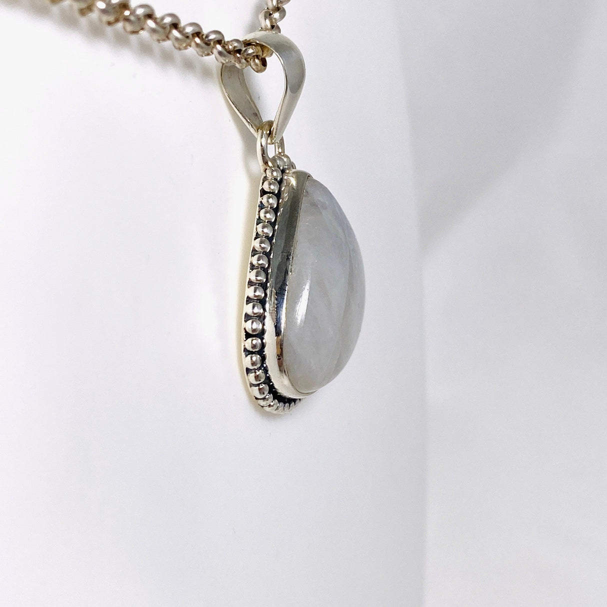 Moonstone Teardrop Pendant KPGJ4029 - Nature's Magick