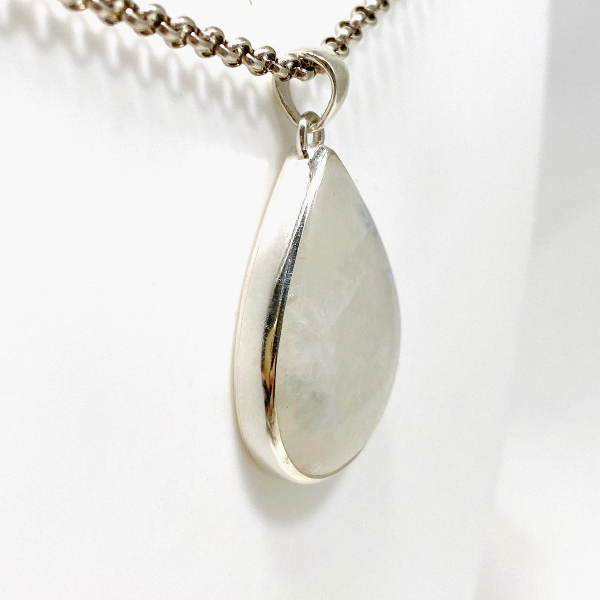 Moonstone Teardrop Pendant KPGJ4249 - Nature's Magick