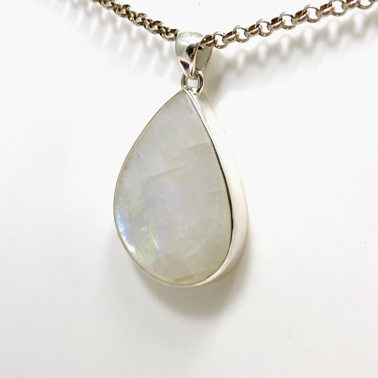 Moonstone Teardrop Pendant KPGJ4249 - Nature's Magick