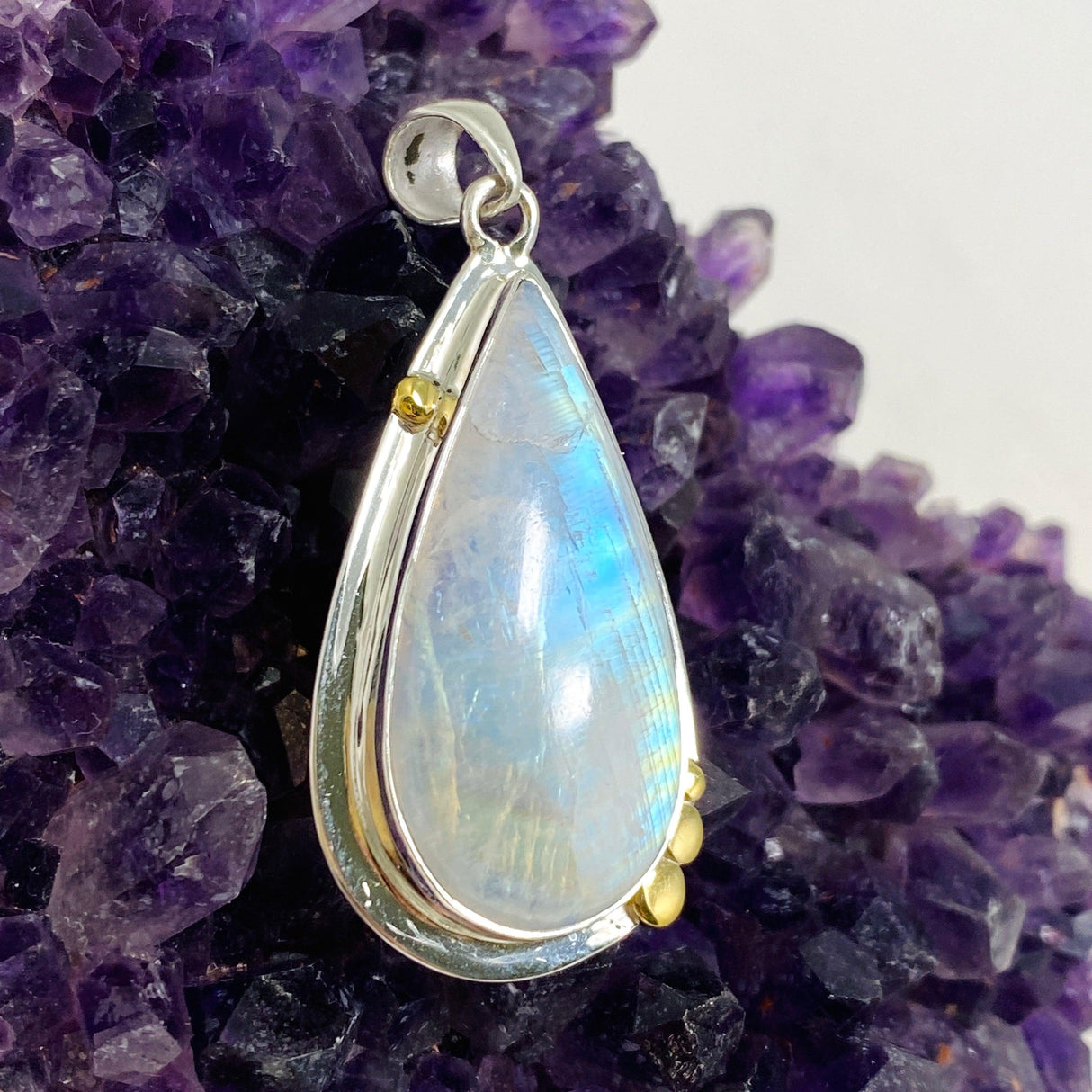 Moonstone Teardrop Pendant with Brass Detailing KPGJ4248 - Nature's Magick