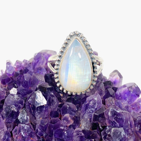 Moonstone Teardrop Ring with Silver Detailing s.9 KRGJ3019 - Nature's Magick