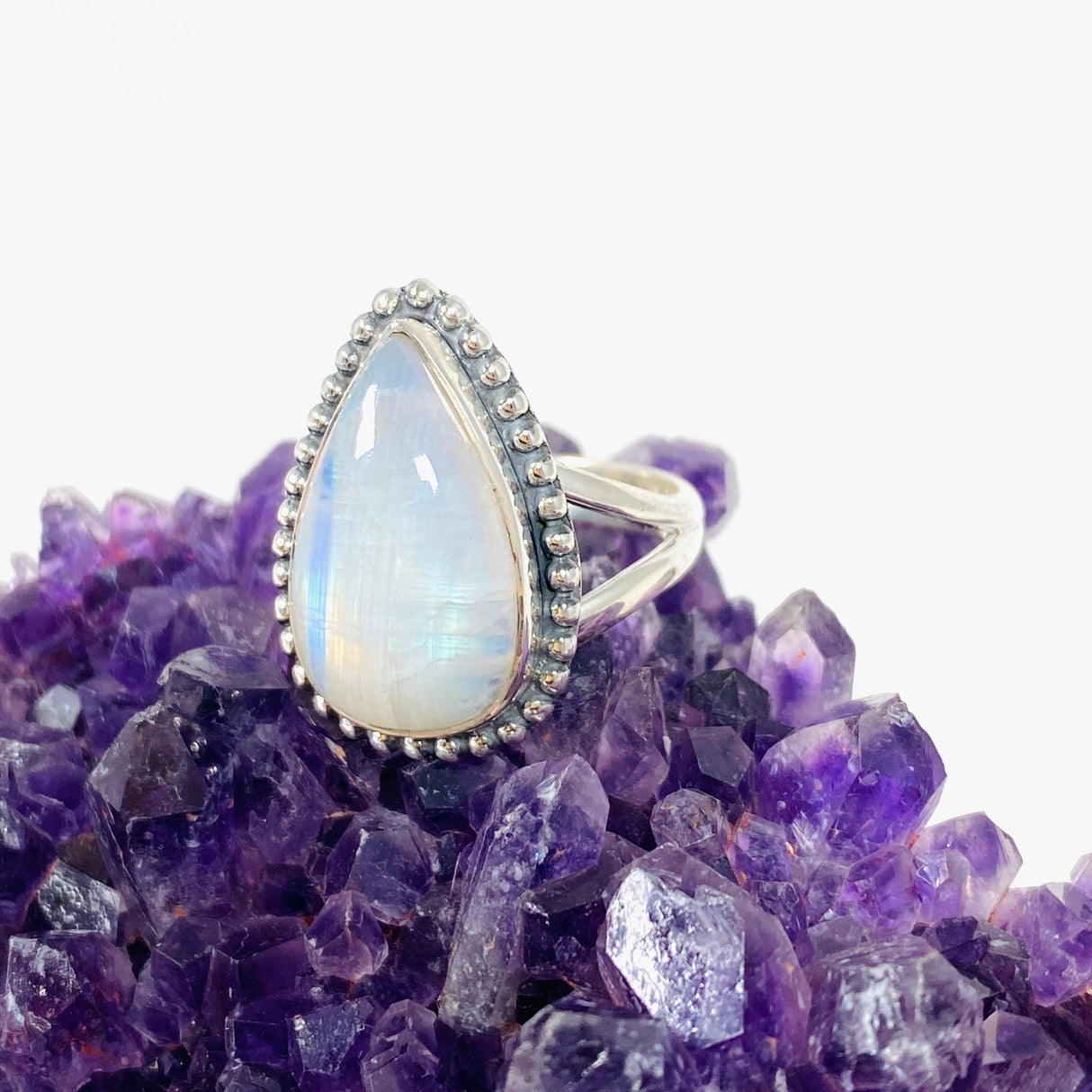 Moonstone Teardrop Ring with Silver Detailing s.9 KRGJ3019 - Nature's Magick