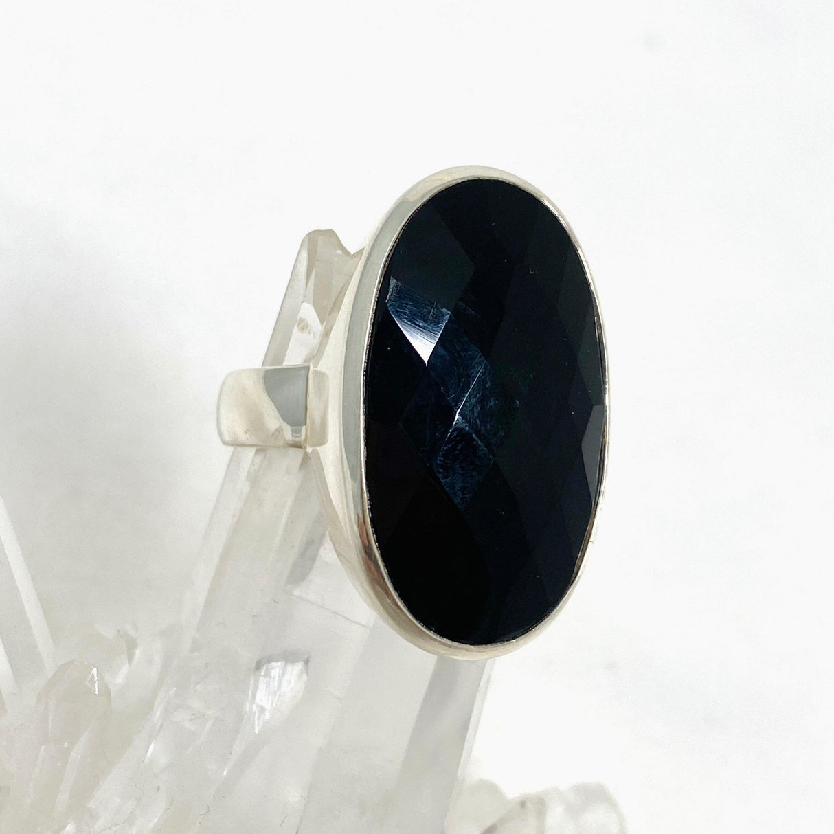 Onyx Faceted Oval Ring Size 11 PRGJ434 - Nature's Magick