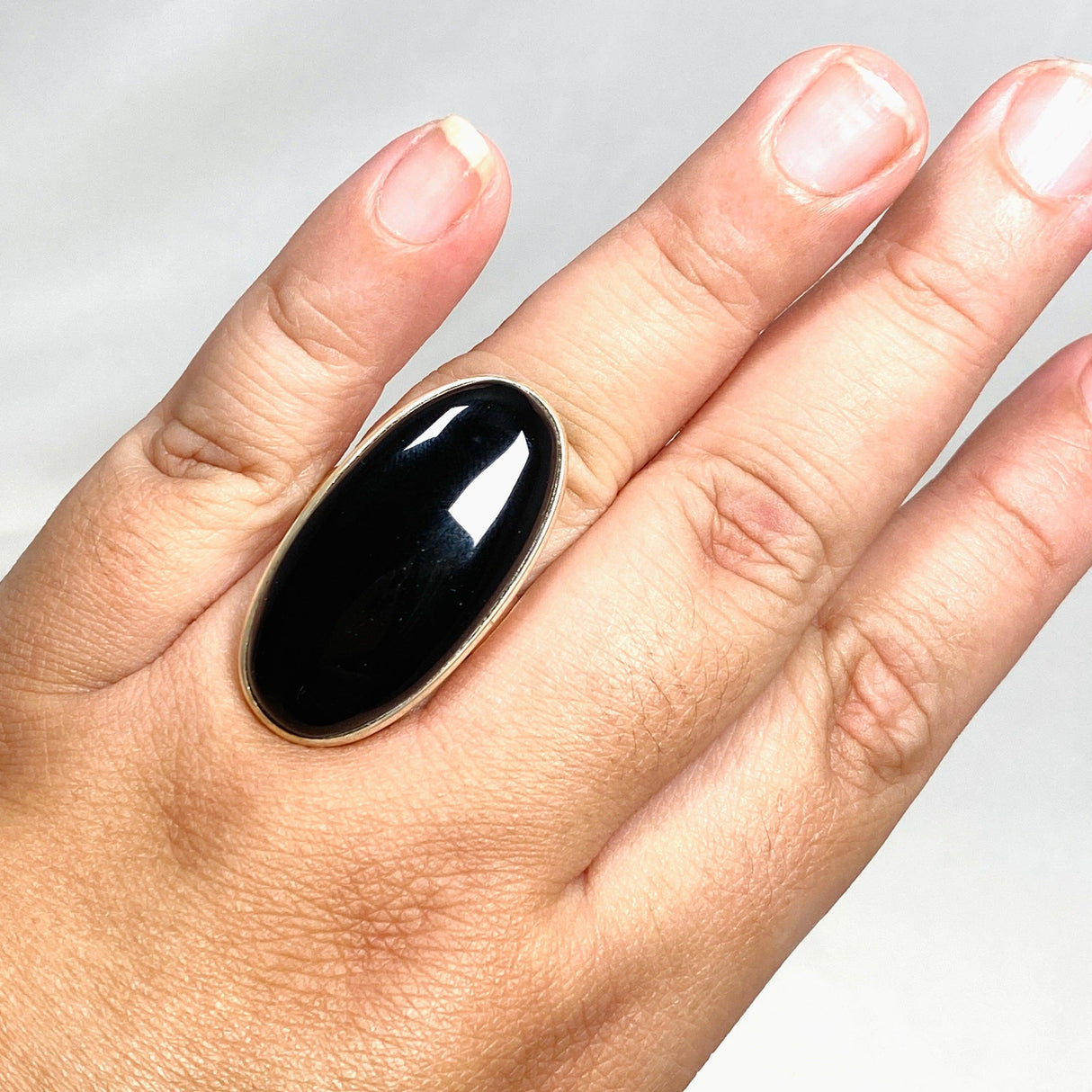 Onyx Oval Ring Size 11 PRGJ433 - Nature's Magick