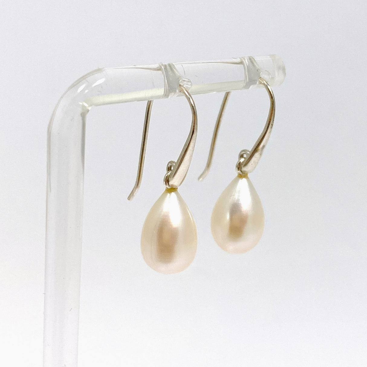 Pearl Drop Earrings PEGJ409
