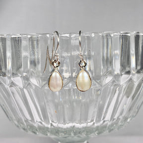 Pearl petite teardrop earrings R2363-PLD - Nature's Magick