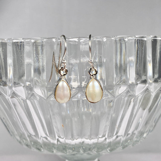 Pearl petite teardrop earrings R2363-PLD - Nature's Magick