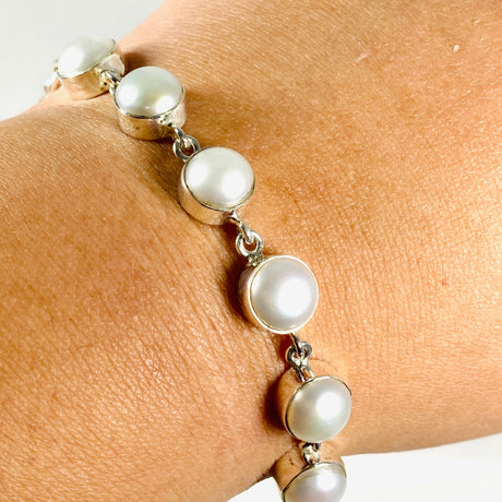 Pearl Round Bracelet - Nature's Magick