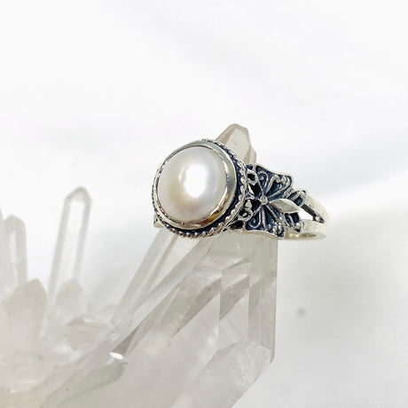 Pearl Round Ring in a Decorative Setting R3671 - Nature's Magick