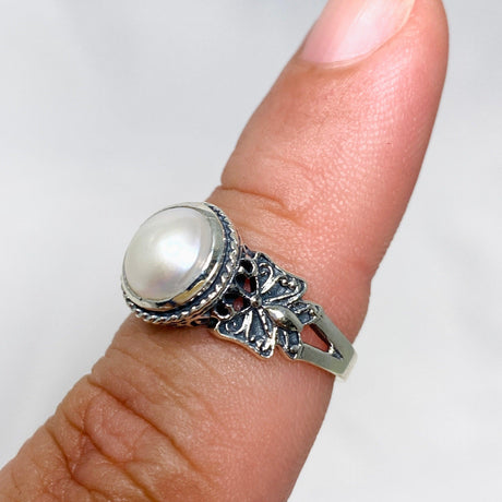 Pearl Round Ring in a Decorative Setting R3671 - Nature's Magick