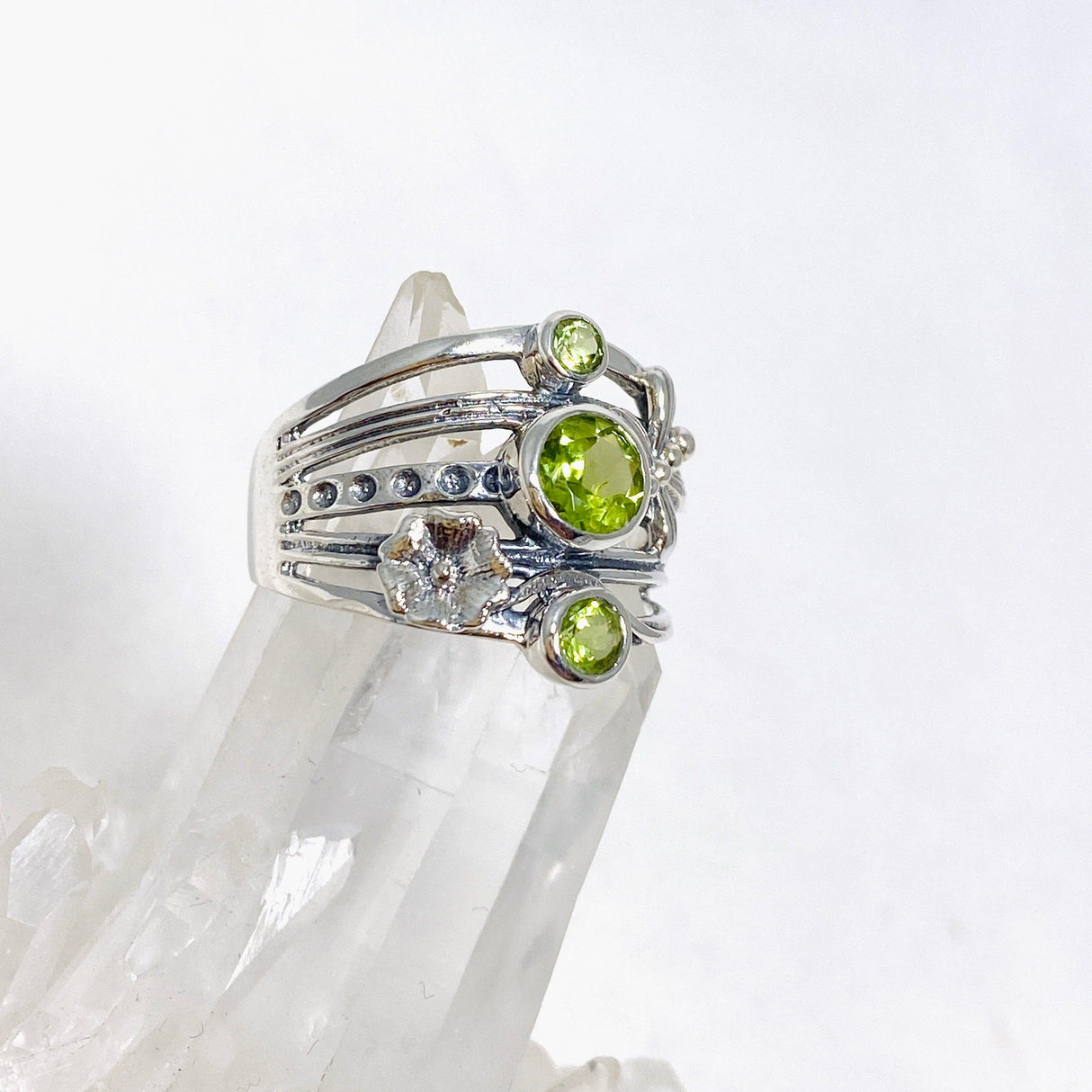 Peridot Faceted Multi-stone Ring with Floral accents R3890 - Nature's Magick