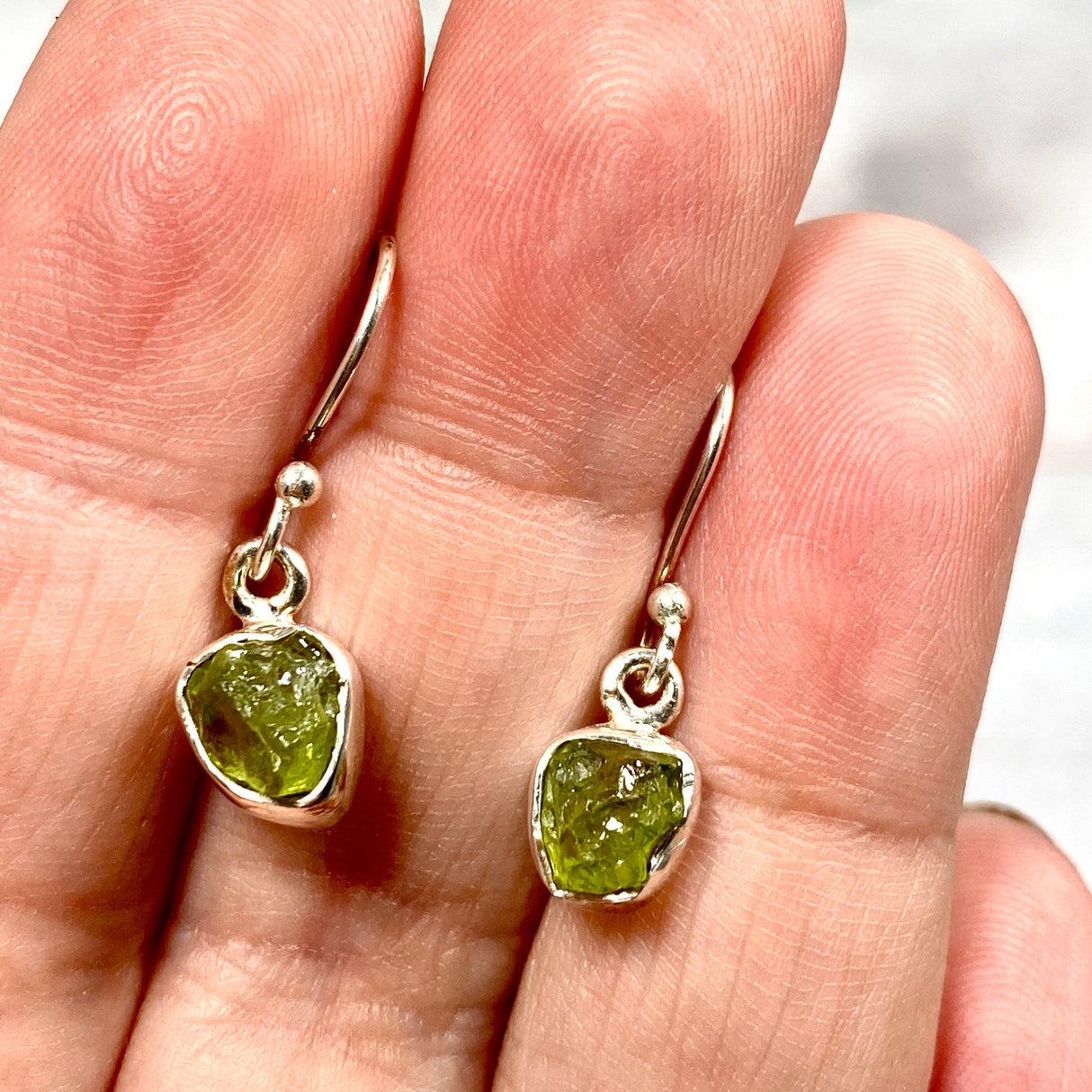 Peridot raw earrings E2359-PE - Nature's Magick