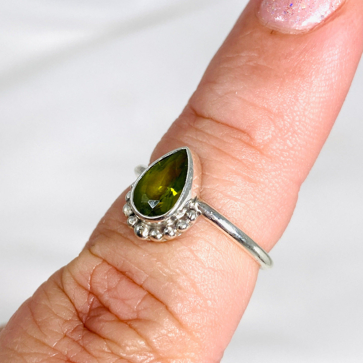 Peridot Teardrop Faceted fine band ring R3800-PT - Nature's Magick