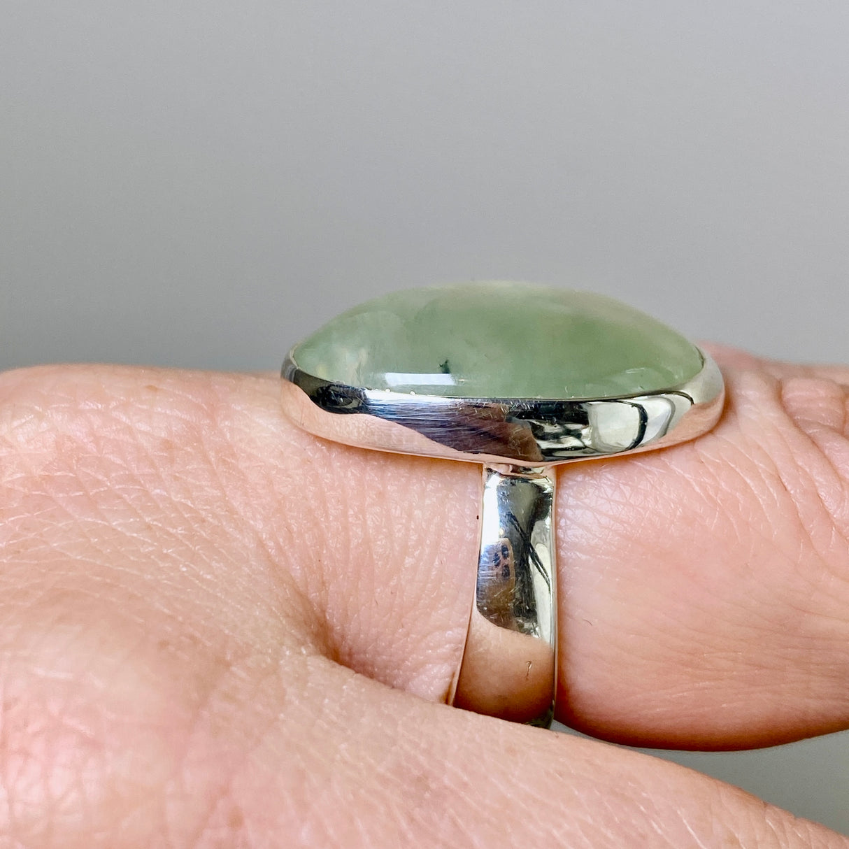 Prehnite Oval Cabochon Ring Size 8 KRGJ3355