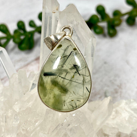 Prehnite teardrop pendant KPGJ2759 - Nature's Magick