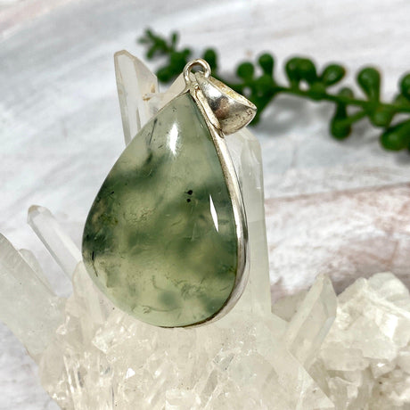 Prehnite teardrop pendant KPGJ2760 - Nature's Magick