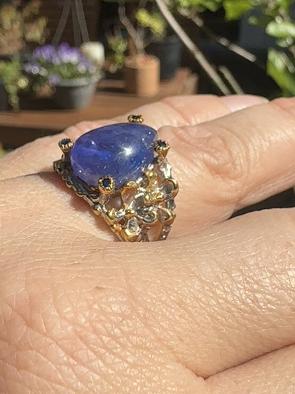 Tanzanite teardrop cabochon with Sapphire and 18ct Gold plate ring Size 7 GRA950