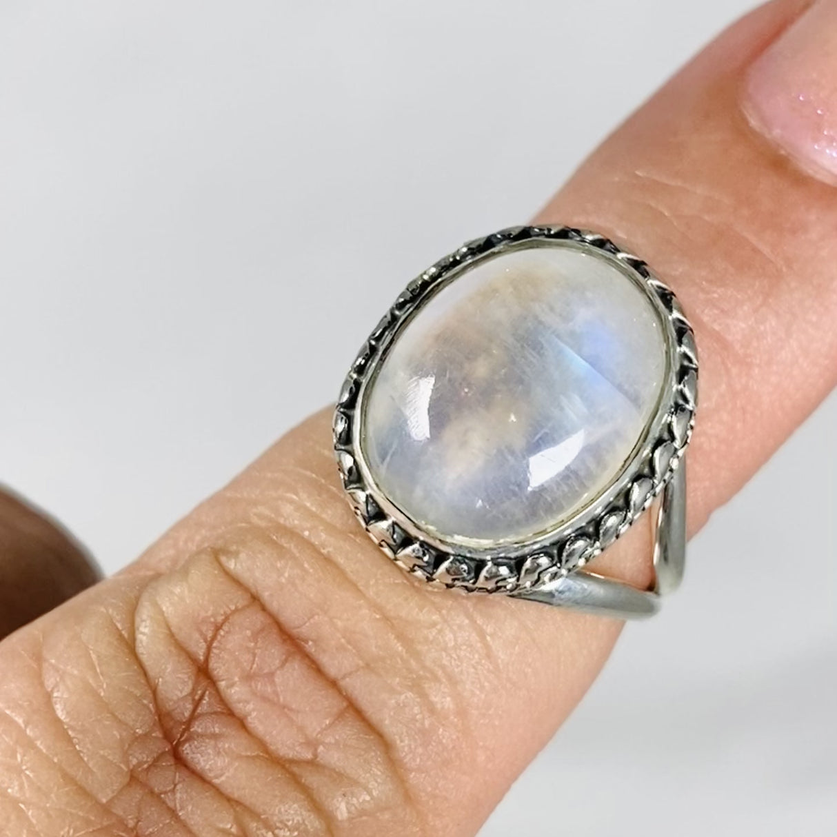 Moonstone Oval Ring s.6 KRGJ3030